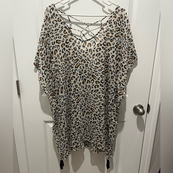 Palisades Beach Club Other - Leopard Print Kaftan Sheer Coverup
